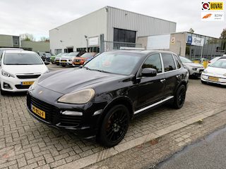 Porsche Cayenne 4.8 Turbo HANDEL/EXPORT, Leder, Navi, Panodak, TV, APK 06-27