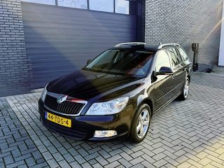 Skoda Octavia Combi 1.2 TSI Elegance Nieuwe DSG koppeling en distributieketting !