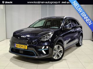 Kia Niro e-Niro ExecutiveLine 64 kWh SOH 97.6% Stoel en stuur verwarming, schuif kantel dak, Apple Carplay/Android Auto, navigatie, camera.