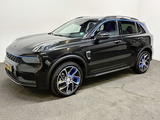Lynk & Co 01 1.5 261pk AUT7 PHEV 70km Elec Pano/ Adapt./ 360 Camera/ Dig. Dashboard/ Stoelverw.