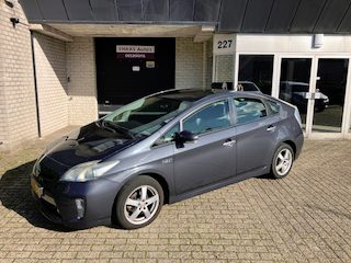 Toyota Prius 1.8 Plug-in Aspiration / HYBRID CHECK 2026 / DEALER SERVICED / NAVI / CAMERA / TREKHAAK