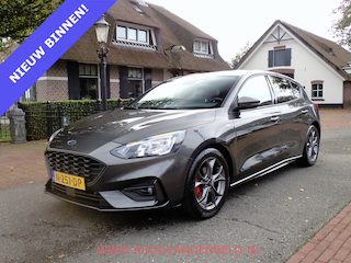 Ford Focus 1.0 EcoBoost Hybrid ST Line X CARPLAY/CAMERA/DAB/KEYLESS/LED ST-LINE
