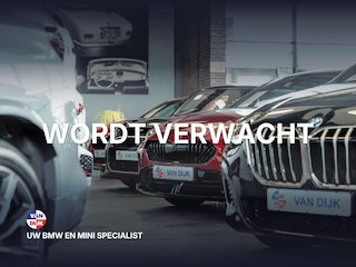 BMW X1 xDrive25e M Sport Premium Pack Comfort Access Ada LED Camera Parking Ass. Stoelverwarming Adaptief M Onderstel Zwarte LM Velgen