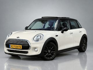 Mini Cooper 5-Deurs 1.5 Chili Serious Business|Pano|H&K|Stoelverwarming|LED|Navigatie|PDC