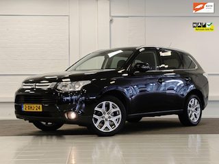 Mitsubishi Outlander 2.0i 16V Business Edition 7Pers. Allseason Navi Cruise Clima