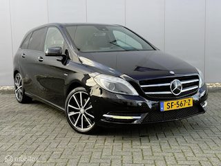 Mercedes-Benz B-klasse 200 Ambition|AUTOMAAT|PANO|BOMVOL|