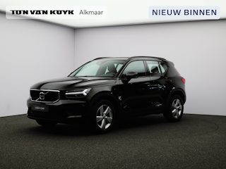 Volvo XC40 1.5 T2 Momentum / Trekhaak / Stoel+Stuurverwarming / Carplay / Parkeercamera / Navigatie / Cruise Control /