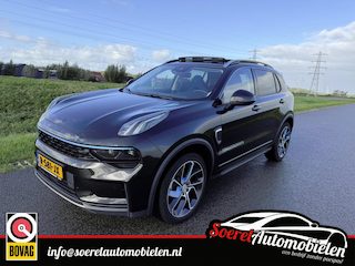Lynk & Co 01 1.5 panodak trekhaak 380 graden camera 20 inch zwart