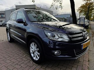 Volkswagen Tiguan 2.0 TSI 180pk Sport&Style 4Motion Automaat Airco/ECCC,Cruisecontrol,Navigatie,Panoramadak