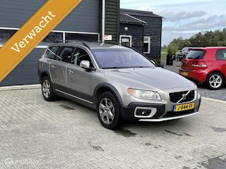 Volvo XC70 3.2 Summum / KOMT BINNEN / GOED ONDH !