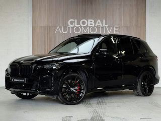 BMW X5 XDrive50e - M Sport Pro - M Stoelen - Alcantara Hemel - 22" - Trekhaak - Skylounge - Panoramadak