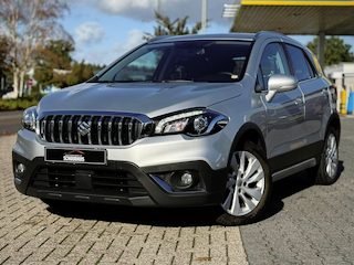 Suzuki S-Cross 1.4 SELECT BOOSTERJET A/T CARPLAY CAMERA TREKHAAK