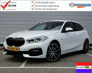 BMW 118i Executive Edition Step7 I NL-Auto I 100% dealer I Apple/Android I