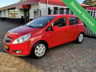 Opel Corsa 1.4-16V Enjoy 5DRS IN NIEUWSTAAT 1E EIG. NWE APK