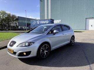 Seat Leon 1.4 TSI Businessline High 6-Bak 150 PK. Zeer goed onderhouden auto van een echte liefhebber !!! Rijdt ook helemaal nieuw !! Alle keuringen toegestaan !