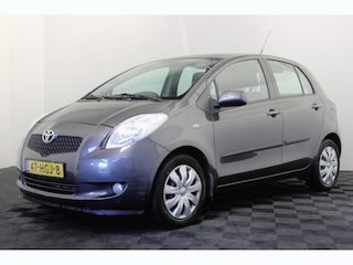 Toyota Yaris 1.3 VVTi Sol MMT