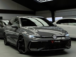 Volkswagen Golf 1.5 TSI 3x R-Line Facelift CarPlay Camera