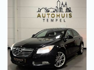 Opel Insignia 1.8 Cosmo Airco Cruise Climate Parkeersensoren Trekhaak