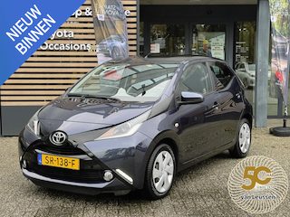 Toyota Aygo X-PLAY 5-DEURS NL-AUTO EL-RAMEN CAMERA NAVI BLUETOOTH AIRCO