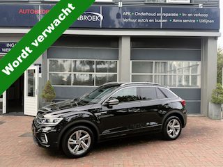 Volkswagen T-Roc 1.5 TSI R-Line Edition Edition | IQ Light | Trekhaak | Camera | ACC | Ergo-active 2025 km 17.000 Nap