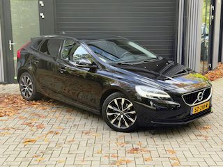 Volvo V40 2.0 T3 Dynamic Edition