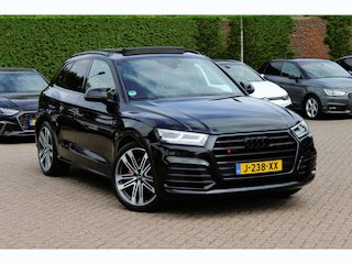 Audi Q5 3.0 TFSI quattro Pro Line Plus / Trekhaak / Panoramadak / Camera / B&O / Keyless / Luchtvering / 21'' / CarPlay / Stoelverwarming / Dodehoek / DAB / Cruise Control