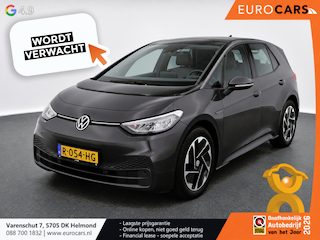 Volkswagen ID.3 Pro 58 kWh SOH 92% Navigatie Apple CarPlay Android Auto Parkeerhulp Adaptive Cruise Control Stoel- en stuurverwarming Full Led Climate Control Lichtmetalen velgen
