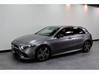 Mercedes-Benz AKlasse A180 | Grey Magno | Night Edition | PANO|18''