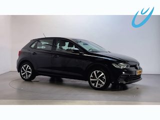 Volkswagen Polo 1.0 TSI DSG Life Business Stoelverwarming Parkeersensoren Navigatie DAB+