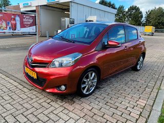 Toyota Yaris 1.3 VVT-i Dynamic