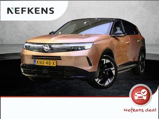 Opel Grandland SUV 195 pk Plug-in-Hybrid Ultimate | Trekhaak | Panoramisch Schuifdak | Focal Premium Audio | 360 camera | AGR Comfortstoelen