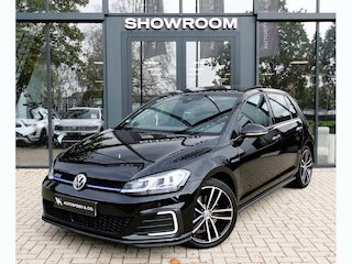 Volkswagen Golf 1.4 TSI PHEV GTE PANO KEYLESS MEMORY