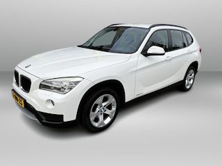 BMW X1 xDrive20i Trekhaak | 4WD | All season banden | nette auto!
