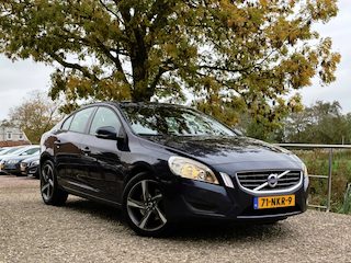 Volvo S60 2.0T Intro Edition | Navi + Clima + Cruise nu €4.975,-!!
