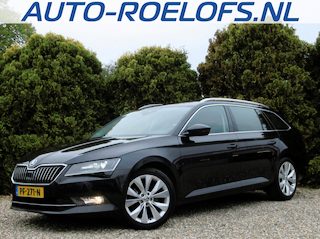 Skoda Superb Combi 1.4 TSI ACT Automaat * Leder * Trekhaak *