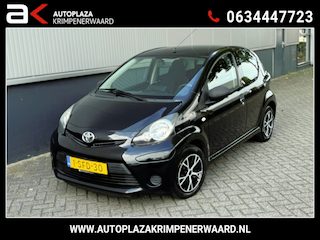 Toyota Aygo 1.0 VVT-i Now Airco Carplay Android Facelift