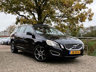 Volvo V60 2.4 D5 Summum | 5-cilinder + Xenon + Leder nu €5.975,-!!