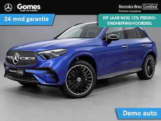 Mercedes-Benz GLC 300 e 4MATIC Sport Edition | AMG Line | Premium Pakket | Night Pakket | Winter Pakket | Panoramadak | 360° Camera | Augmented Reality voor Navigatie | Dodehoekassistent | Verkeersbordenassistent | DIGITAL LIGHT | Elektrisch Verstelbare Stoelen + Memory | Stoelverwarming | Stuurverwarming | Sfeerverlichting | Apple CarPlay | Android Auto | Sierdelen Lindehout Antraciet | Elektrische Achterklep | Elektrisch Inklapbare Buitenspiegels | Parkeersensoren
