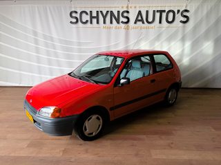 Toyota Starlet 1.3-16V XLi AUTOMAAT STUURBEKRACHTIGING
