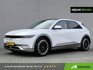 Hyundai Ioniq 5 Lounge 77.4 kWh / SOH 99% / Dealer onderhouden / Trekhaak 1.600 kg / Panoramadak / warmtepomp / Stoelventilatie / head-up display / Stuur-, stoel- en achtebankverwarming / 20" LM wielen / elektrisch achterklep / Apple Carplay Android Auto /