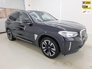 BMW iX3 Executive 80 kWh SOH 97% WLTP 471KM +Led+Volleder+Pano-dak+Elek-Trekhaak+Vitrual+Camera =OKT-2021= ORIG/NL !!