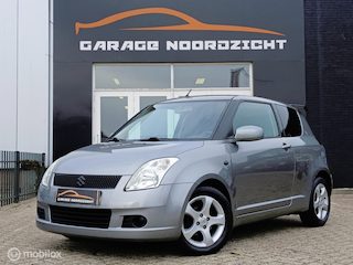 Suzuki Swift 1.5 Exclusive 102 PK