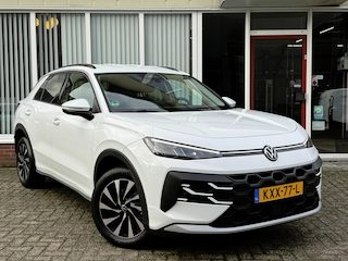 Volkswagen T-Roc 1.5 eTsi Life First Edition Automaat I Carplay I Stoelverwarming I Camera I Adapt. Cruise control