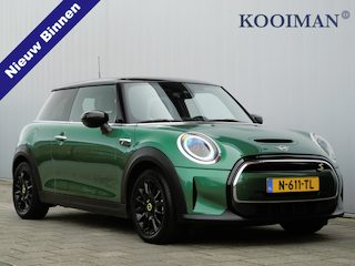 Mini Mini Business Edition 33 kWh Automaat Navigatie / LED / Apple Carplay / SOH 95,9%