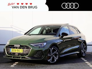 Audi A3 Sportback 45 TFSI e 272 pk S edition Competition | Panorama dak | Sonos | Achteruitrijcamera | Verwarmbare voorstoelen | Navigatie |