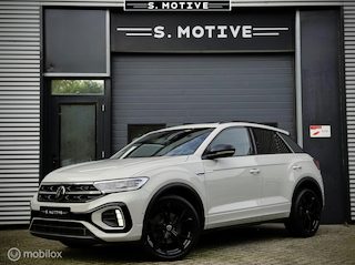 Volkswagen T-Roc 1.5 TSI R-Line|Pano|Beats|Black-Style|IQ Lights|Trekhaak|Camera|Stoelvwr|