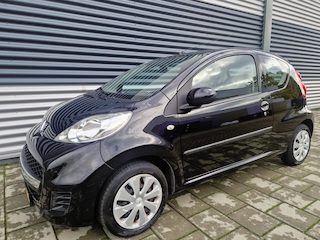 Peugeot 107 1.0-12V XS Airco ,NAP , complete onderhoudshistorie