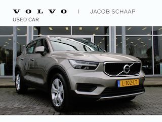 Volvo XC40 T2 130PK Automaat Momentum Business | Schuif/kanteldak | H&K Audio | Pilot-Assist | Keyless | PDC Voor + Achter |