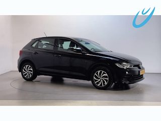 Volkswagen Polo 1.0 TSI Life Business Stoelverwarming Camera Navigatie App-Connect