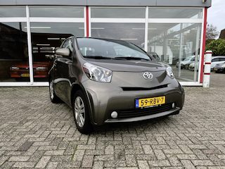 Toyota iQ 1.0 VVTi Aspiration Bronze